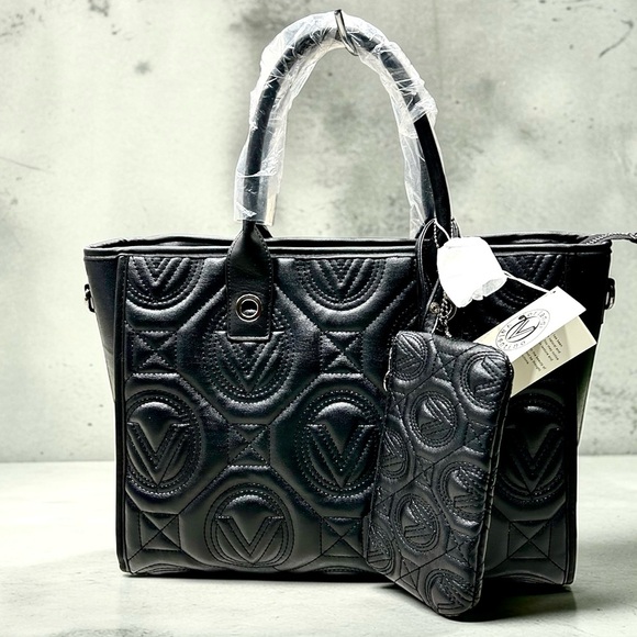 Valentino Orlandi Handbags - NWT Valentino Orlandi Black Vegan Leather Quilted Tote